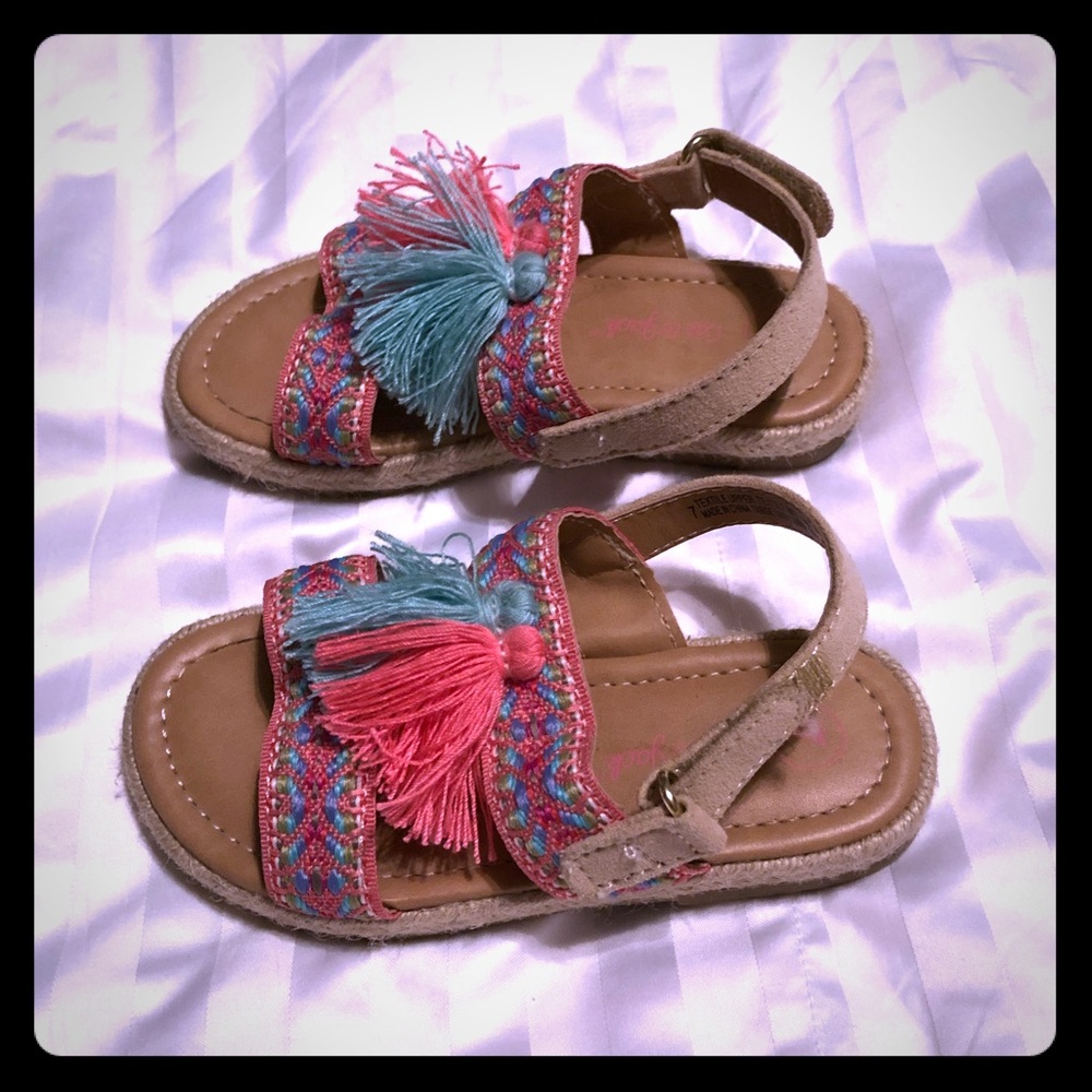 CAT & JACK sandals. EUC.  toddler Size 7